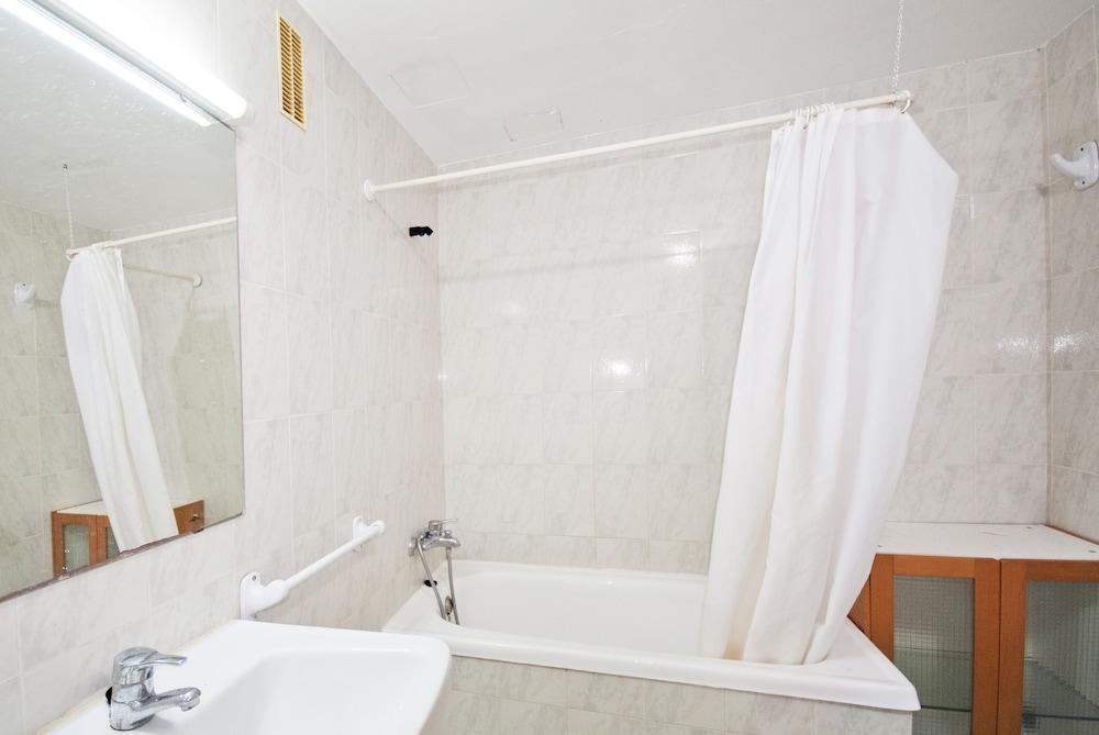 Apartamentos Llevant Port de Pollença Dış mekan fotoğraf