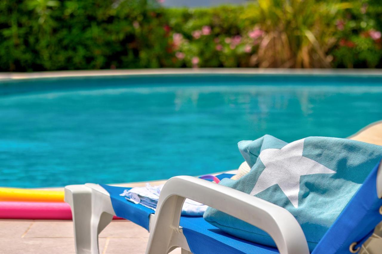 Apartamentos Llevant Port de Pollença Dış mekan fotoğraf
