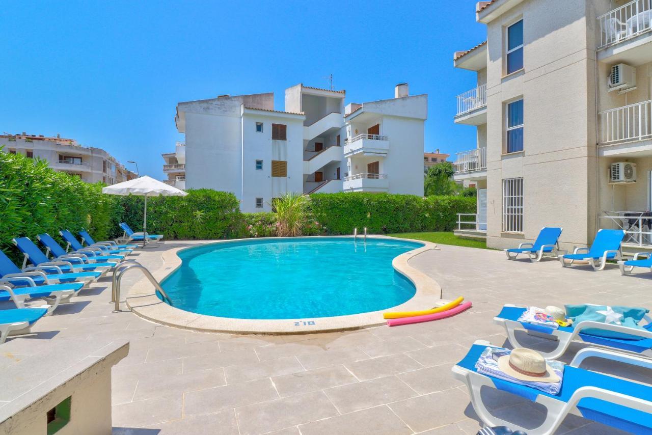 Apartamentos Llevant Port de Pollença Dış mekan fotoğraf