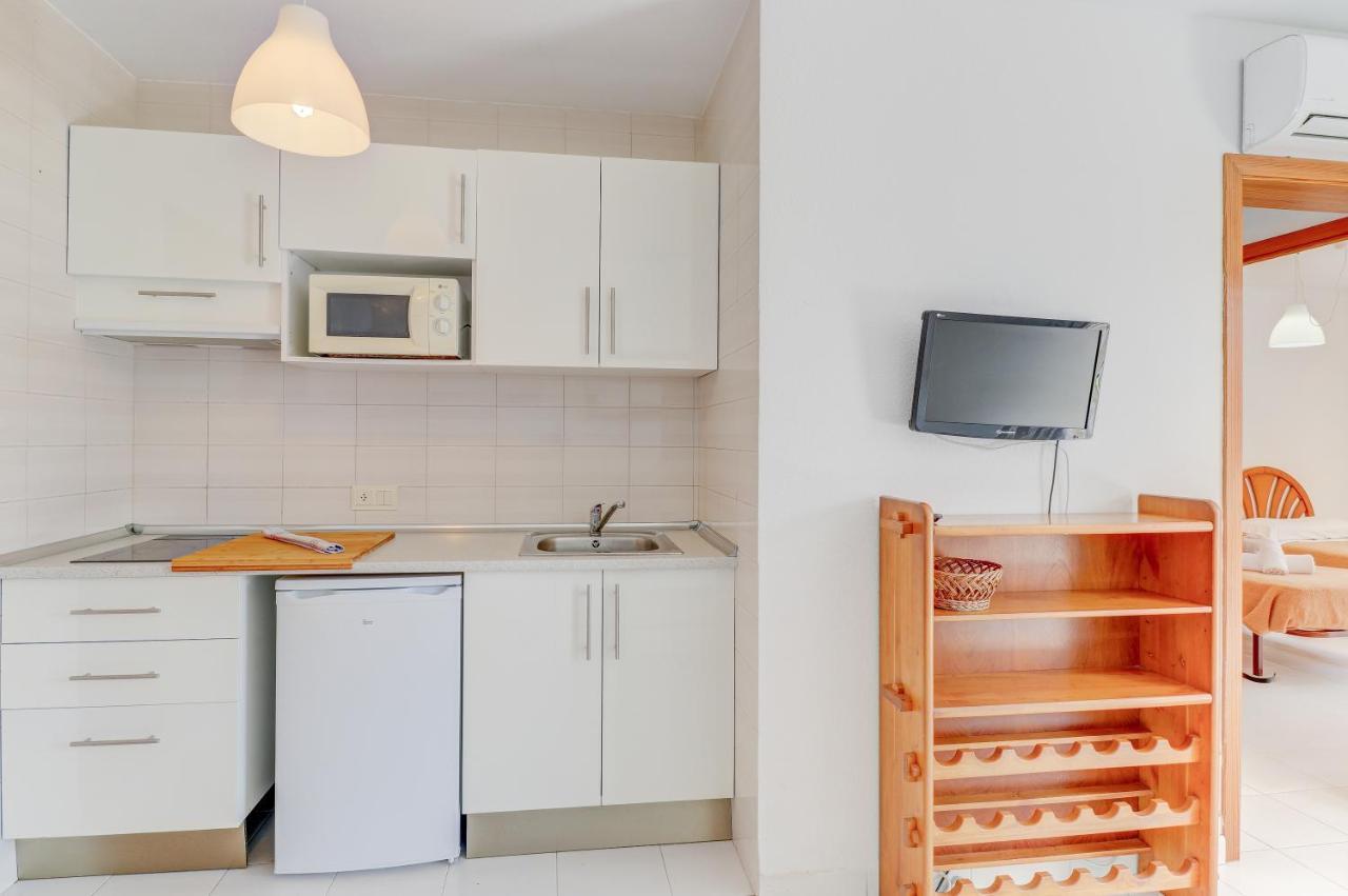Apartamentos Llevant Port de Pollença Dış mekan fotoğraf