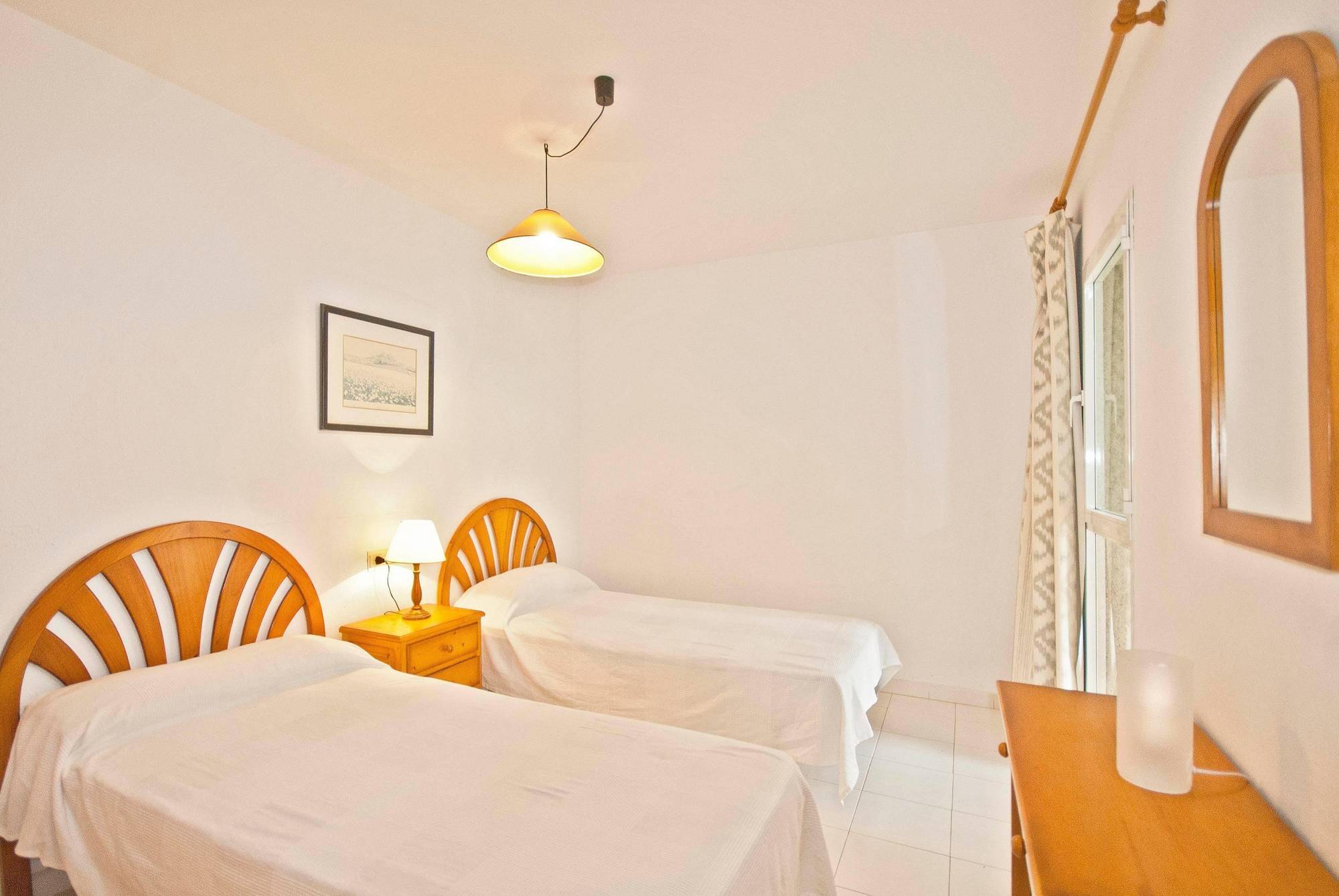 Apartamentos Llevant Port de Pollença Dış mekan fotoğraf