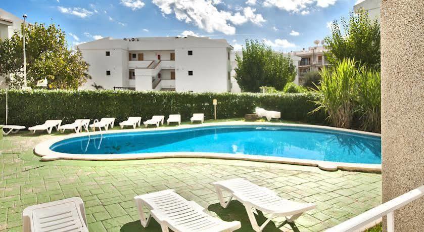 Apartamentos Llevant Port de Pollença Dış mekan fotoğraf