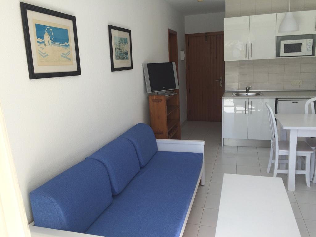 Apartamentos Llevant Port de Pollença Dış mekan fotoğraf